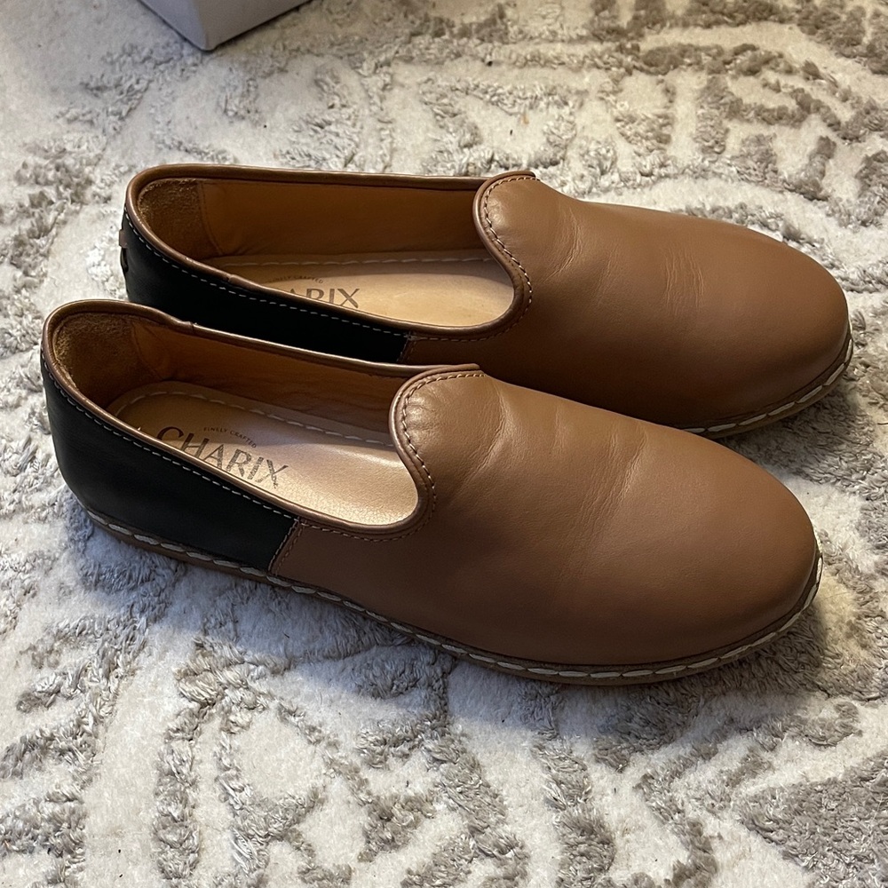 Charix Camel and Black Leather Loafers Women's size 37